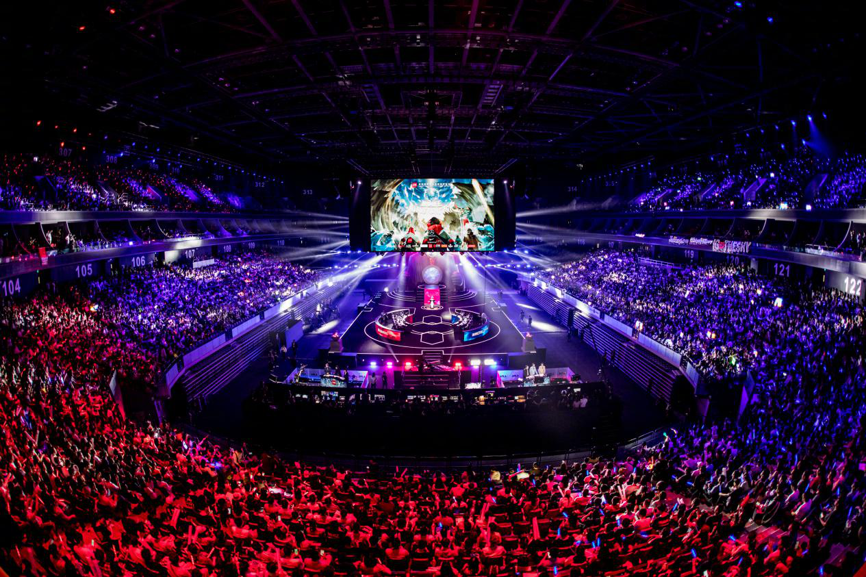 BLG击败TES斩获LPL一号种子，直通全球总决赛！TES落入冒泡赛争最后名额-完美电竞